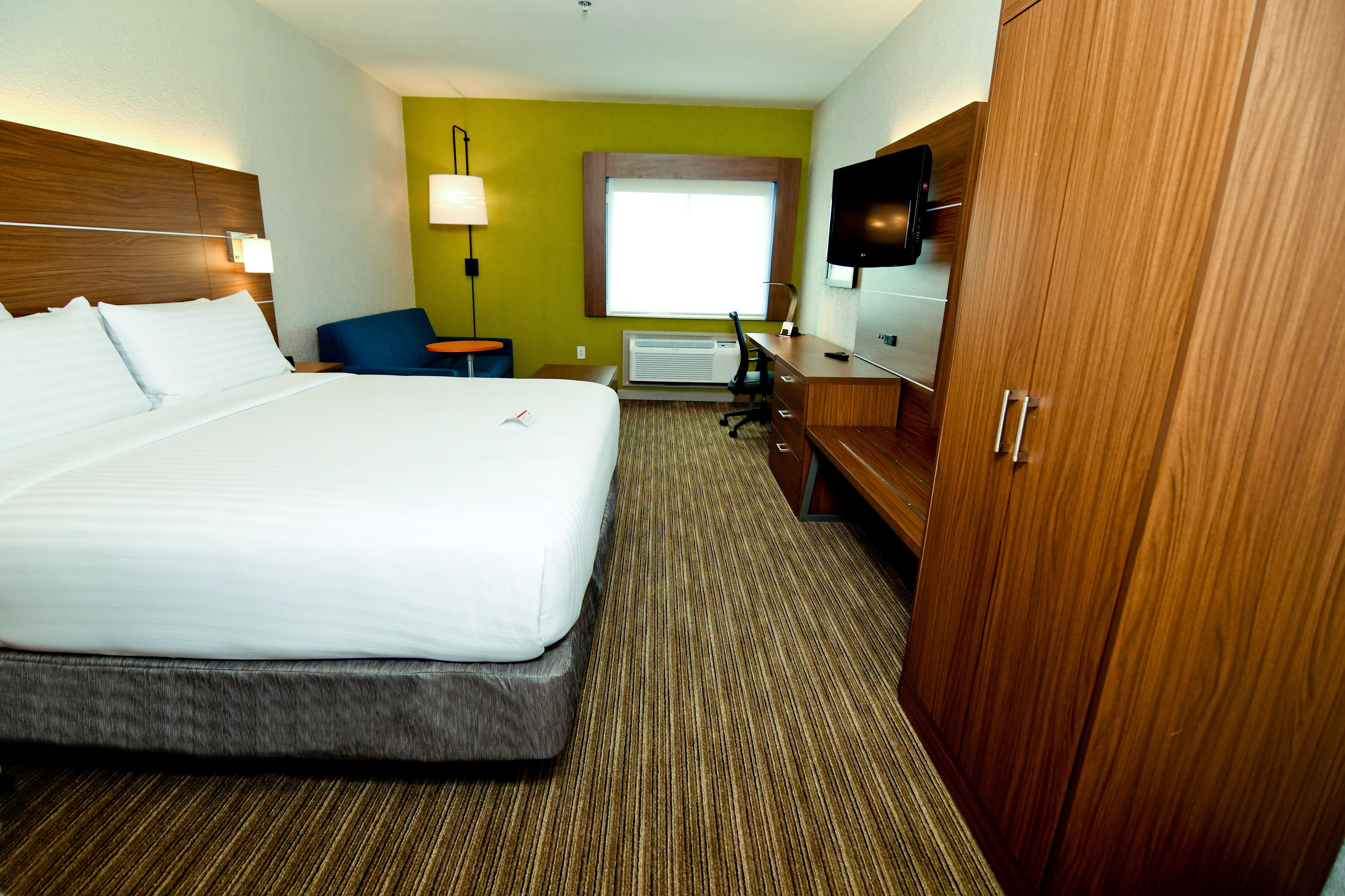 Holiday Inn Express Flint-Campus Area By Ihg Bagian luar foto