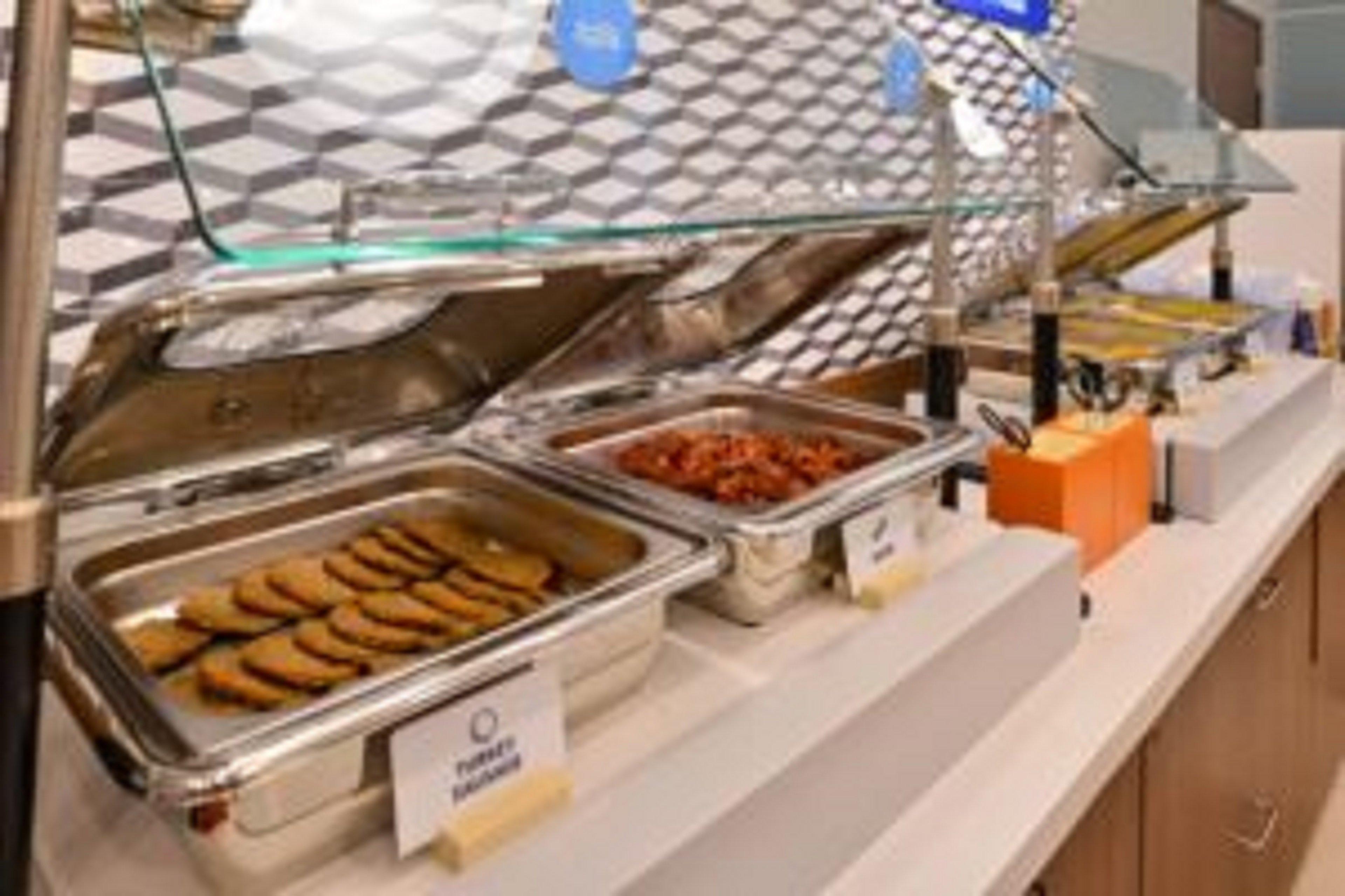 Holiday Inn Express Flint-Campus Area By Ihg Bagian luar foto